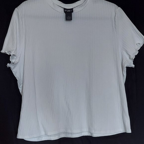 Rue21 Rue+ White Ribbed Tee - Picture 3 of 8